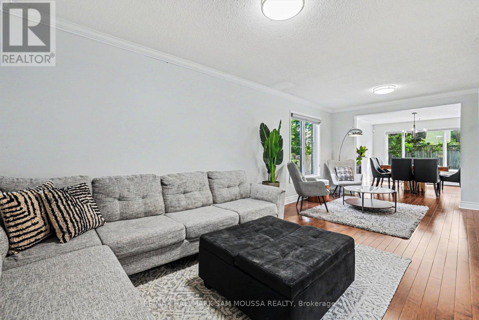 73 Malhotra Court, Ottawa, Ontario  K1V 1K3 - Photo 9 - X13242998