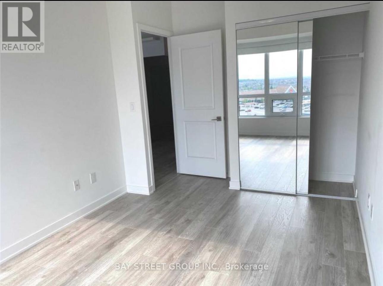 802 - 4633 Glen Erin Drive W, Mississauga, Ontario  L5M 0Y6 - Photo 4 - W13242556