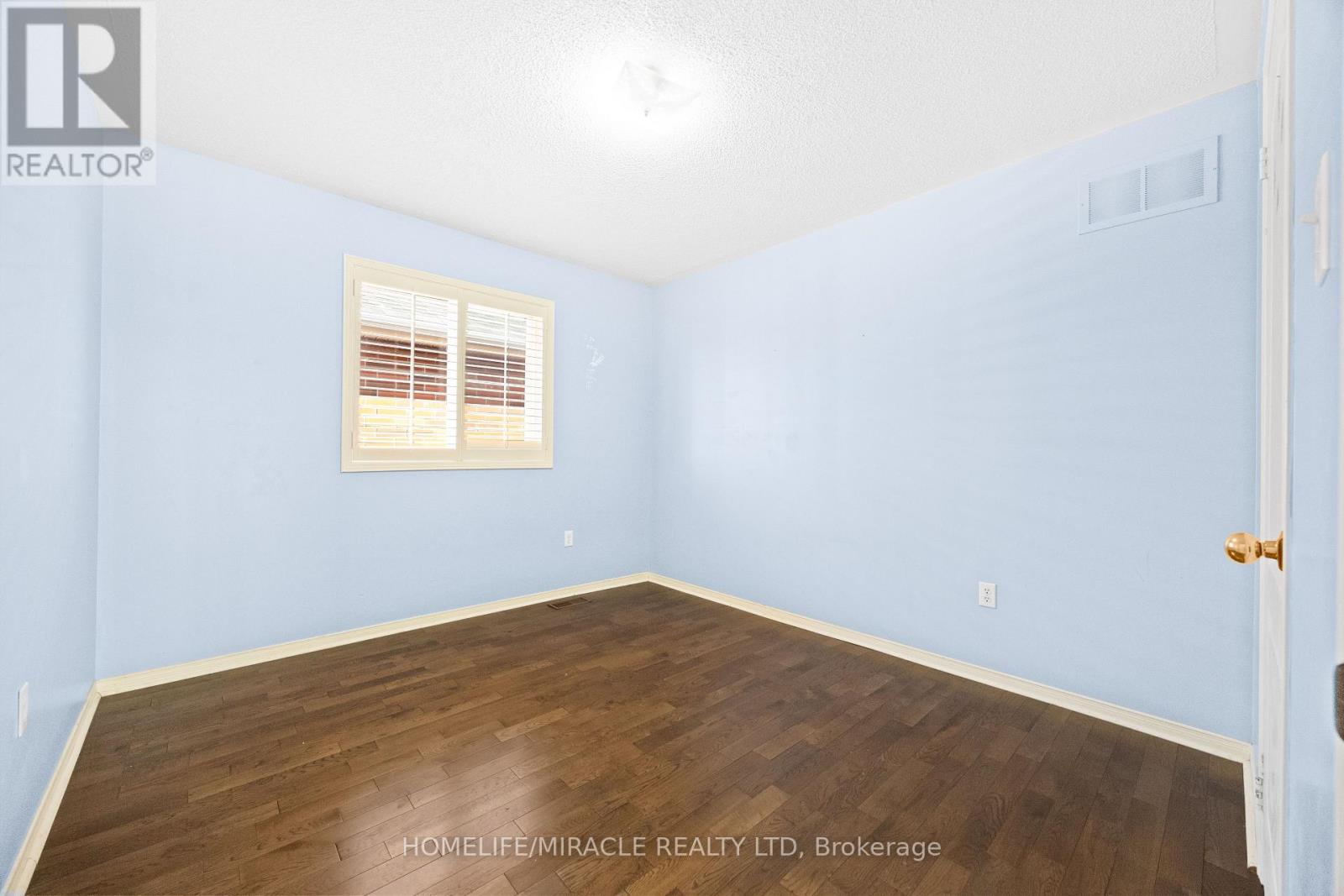 8 Waterdale Road, Brampton, Ontario  L7A 1S7 - Photo 28 - W13242592