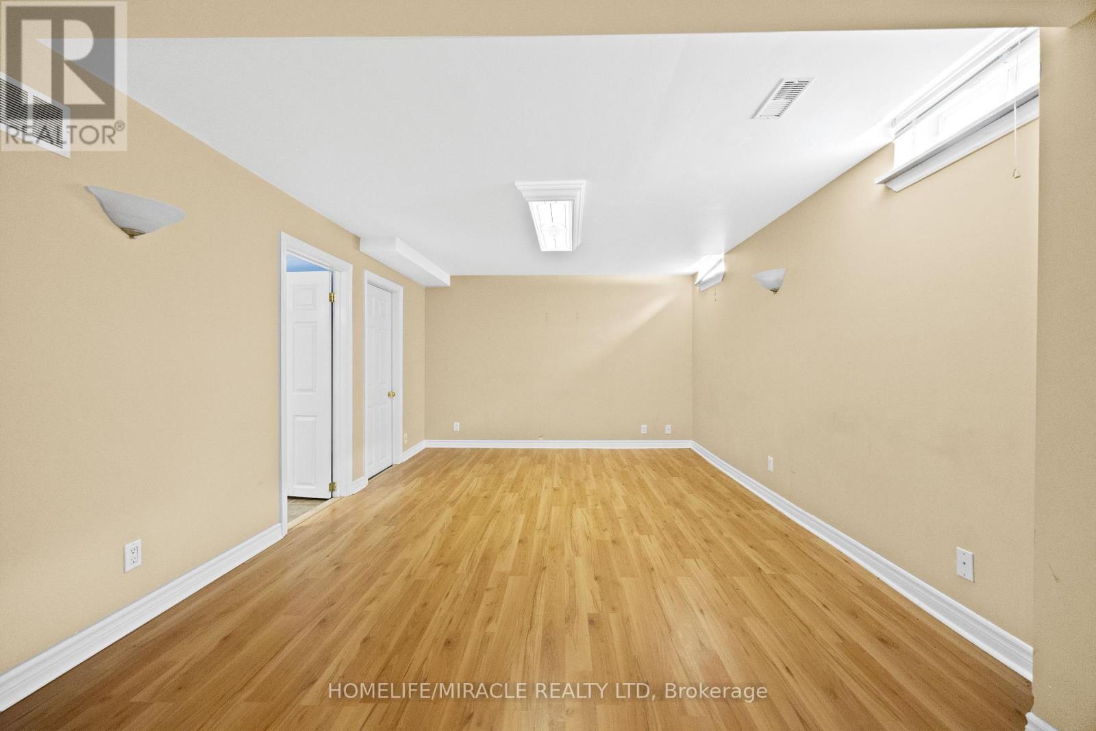 8 Waterdale Road, Brampton, Ontario  L7A 1S7 - Photo 36 - W13242592