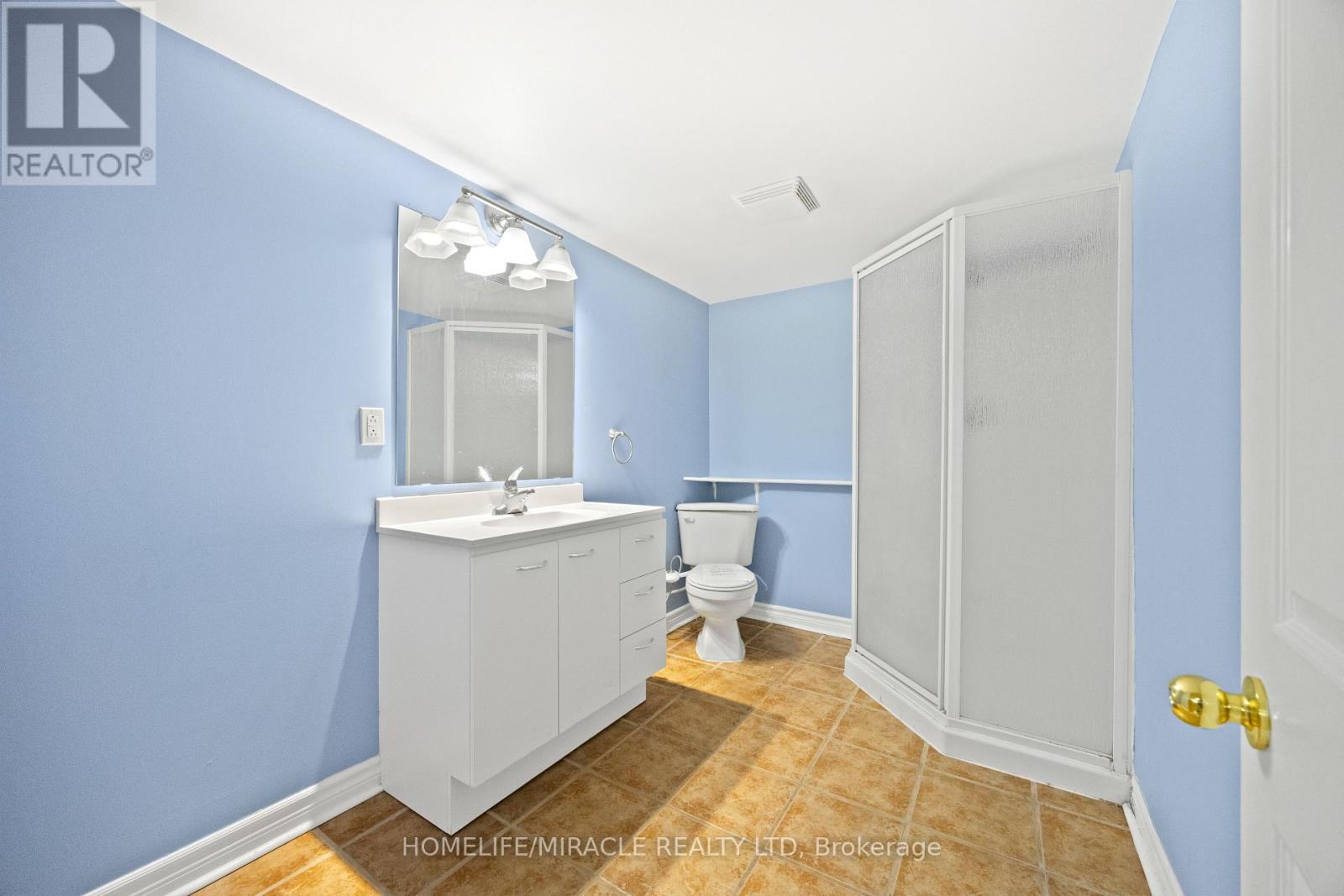 8 Waterdale Road, Brampton, Ontario  L7A 1S7 - Photo 38 - W13242592