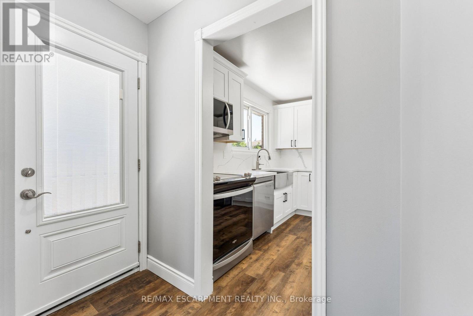 29 Deeside Crescent, Brampton, Ontario  L6T 3L8 - Photo 8 - W13242594
