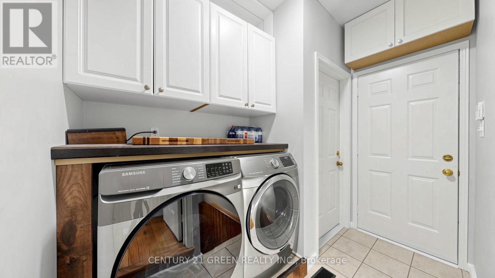 43 Hollowgrove Boulevard, Brampton, Ontario  L6P 1B1 - Photo 16 - W13242632