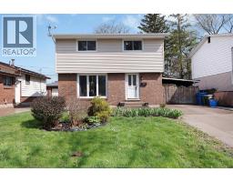 3581 WOLFE COURT, Windsor, Ontario