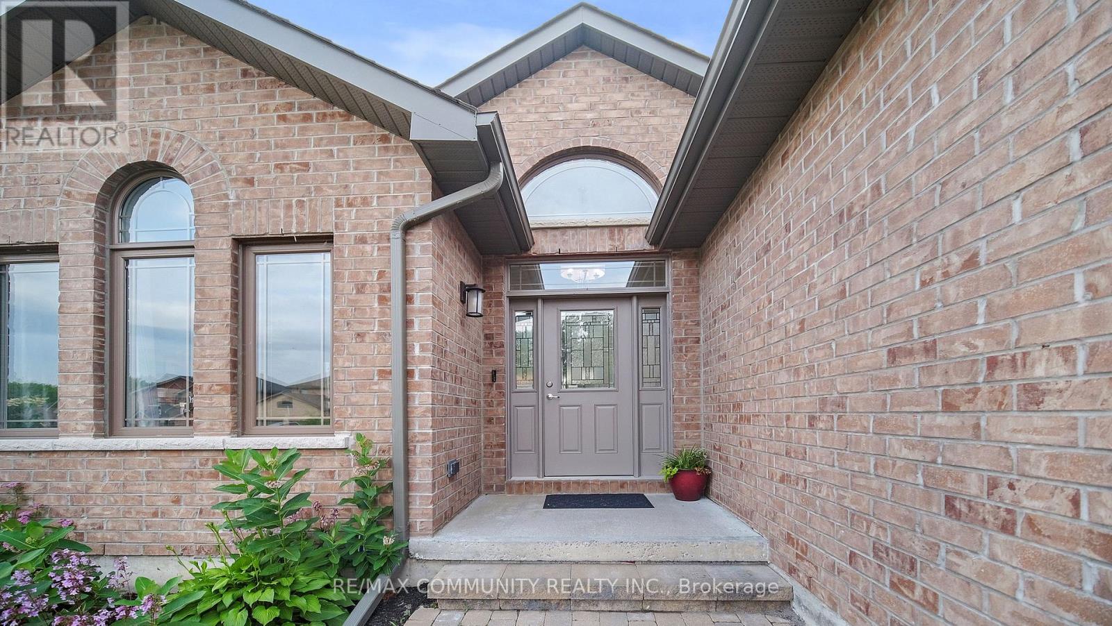 11 Stonecrest Boulevard, Quinte West, Ontario  K8R 0A3 - Photo 4 - X13242588