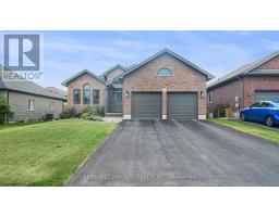 11 STONECREST BOULEVARD, Quinte West, Ontario