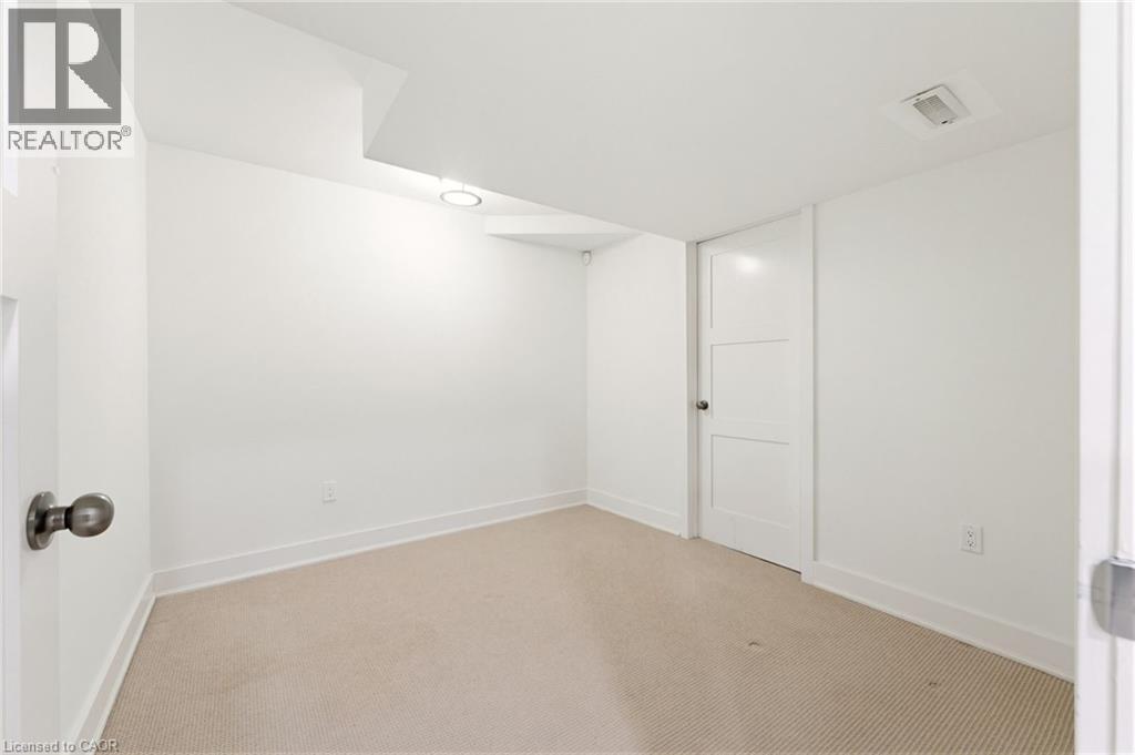 81 Valridge Drive Unit# 13, Ancaster, Ontario  L9G 5B7 - Photo 22 - 40836149