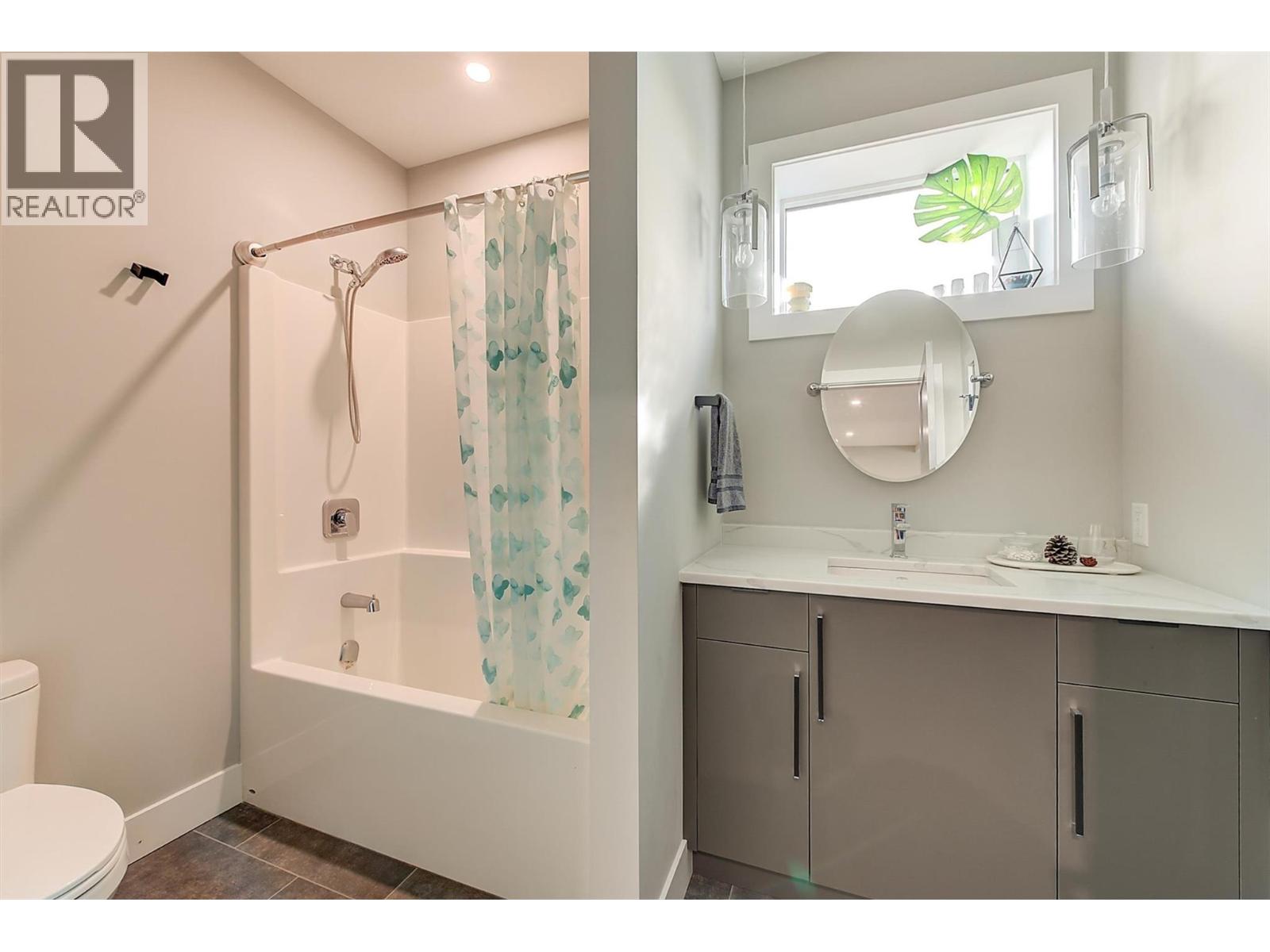 759 Carnoustie Drive Kelowna Photo 46