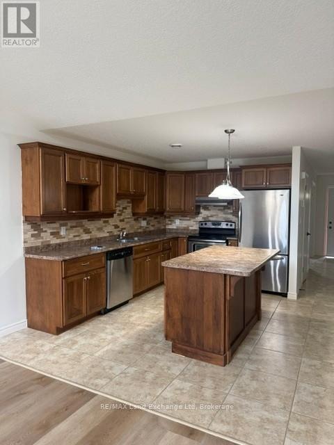 12 - 740 Princess Street, Wellington North, Ontario  N0G 2L3 - Photo 3 - X13242842