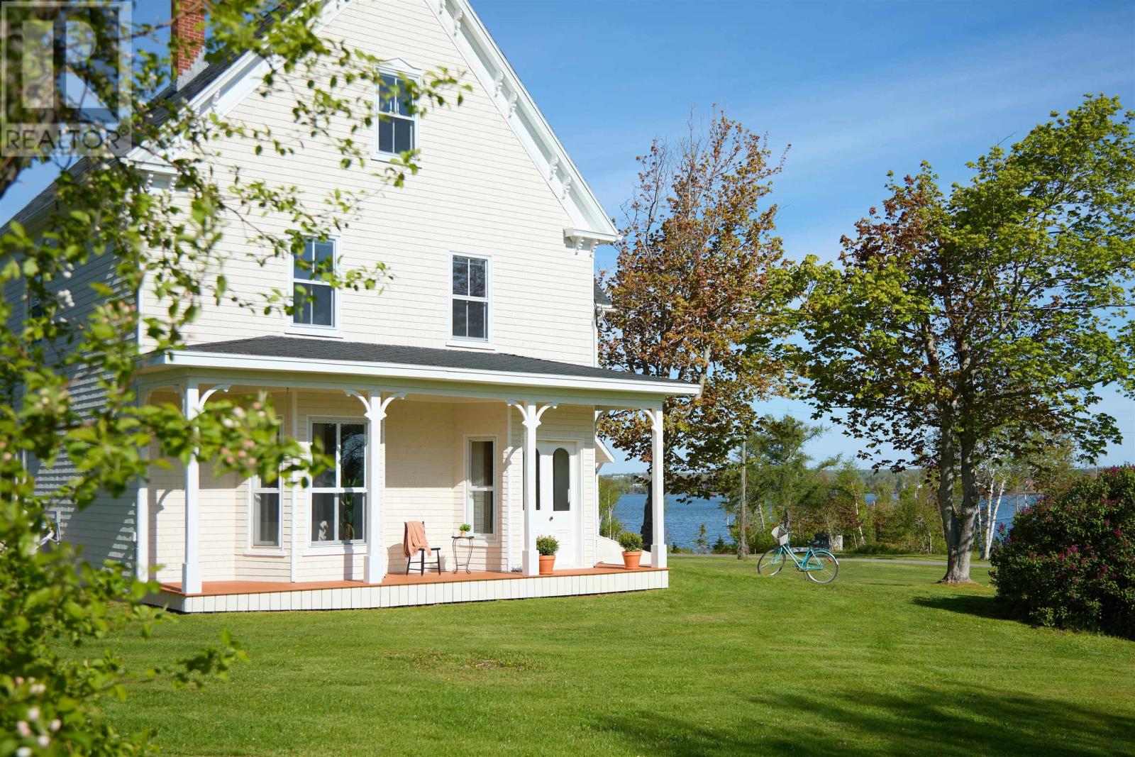 3753 Trans Canada Highway, Route 1, South Pinette, Prince Edward Island  C0A 1R0 - Photo 1 - 202613308