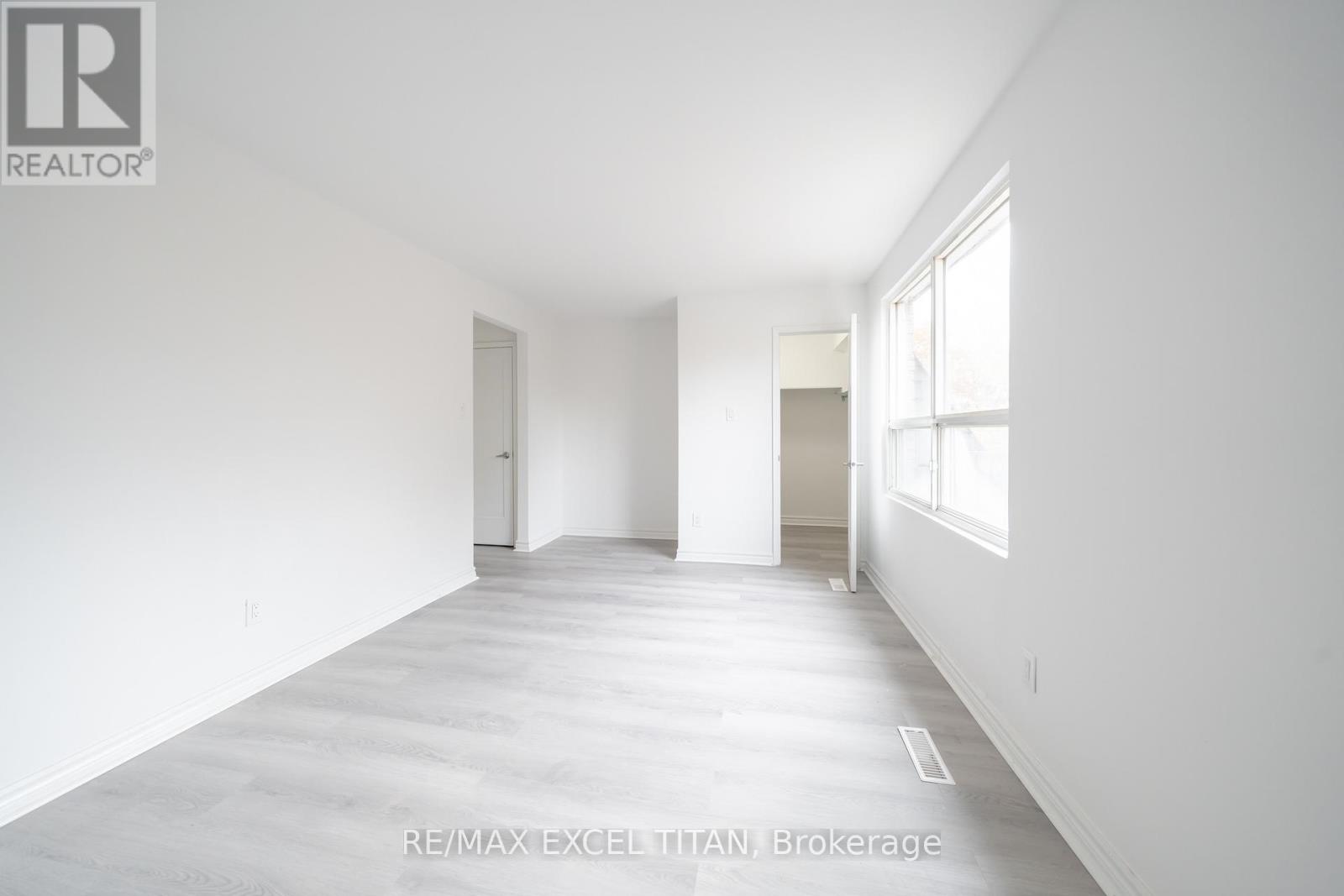 1285 White Oaks, Oakville, Ontario  L6H 2N6 - Photo 10 - W13241868