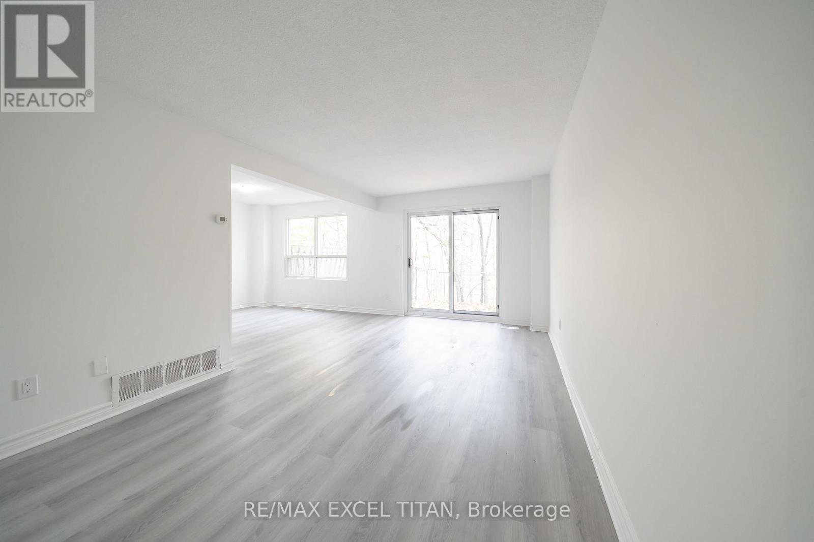 1285 White Oaks, Oakville, Ontario  L6H 2N6 - Photo 4 - W13241868