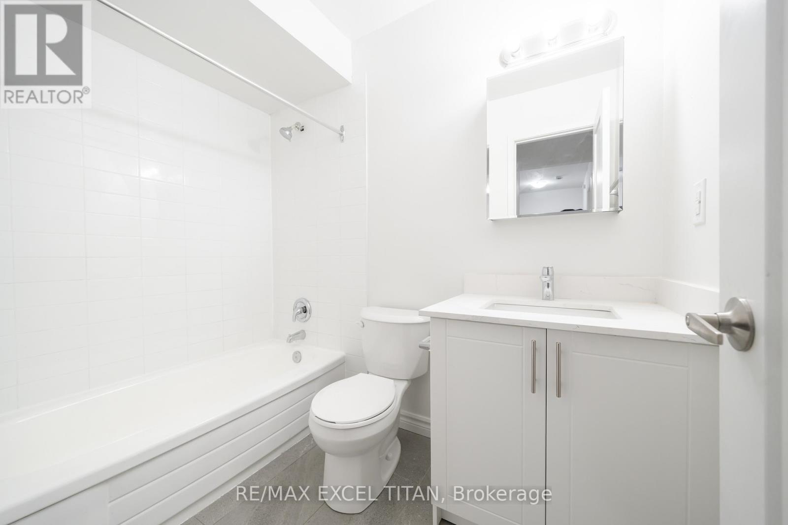 1285 White Oaks, Oakville, Ontario  L6H 2N6 - Photo 19 - W13241868