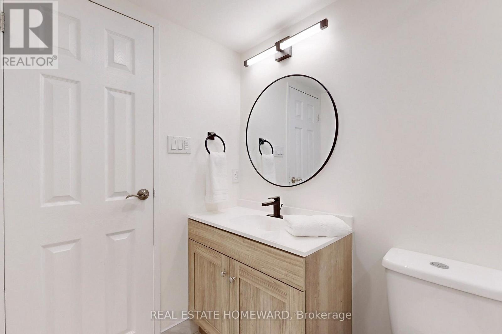 1827 - 77 Maitland Place, Toronto, Ontario  M4Y 2V6 - Photo 9 - C13242816
