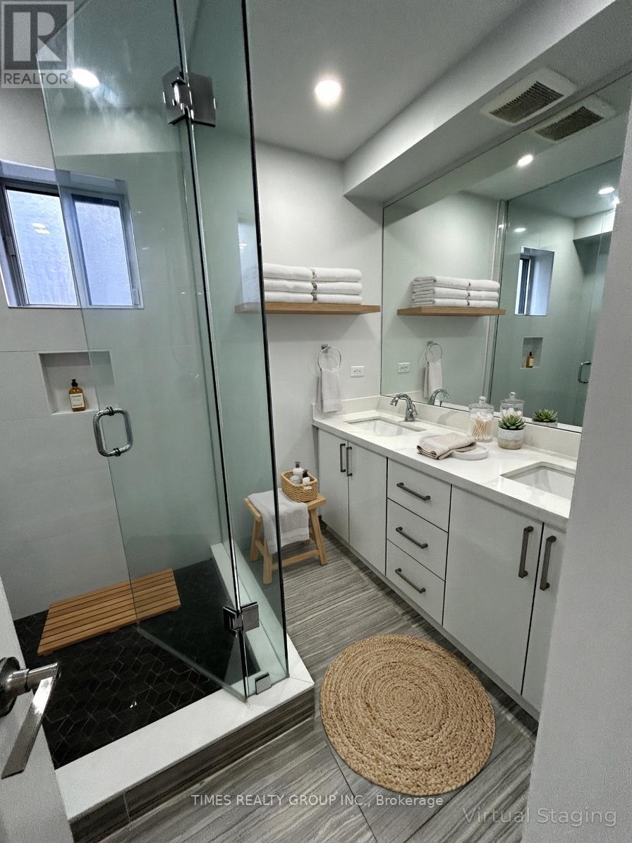901 - 15 Walmer Road, Toronto, Ontario  M5R 2X1 - Photo 5 - C13242834