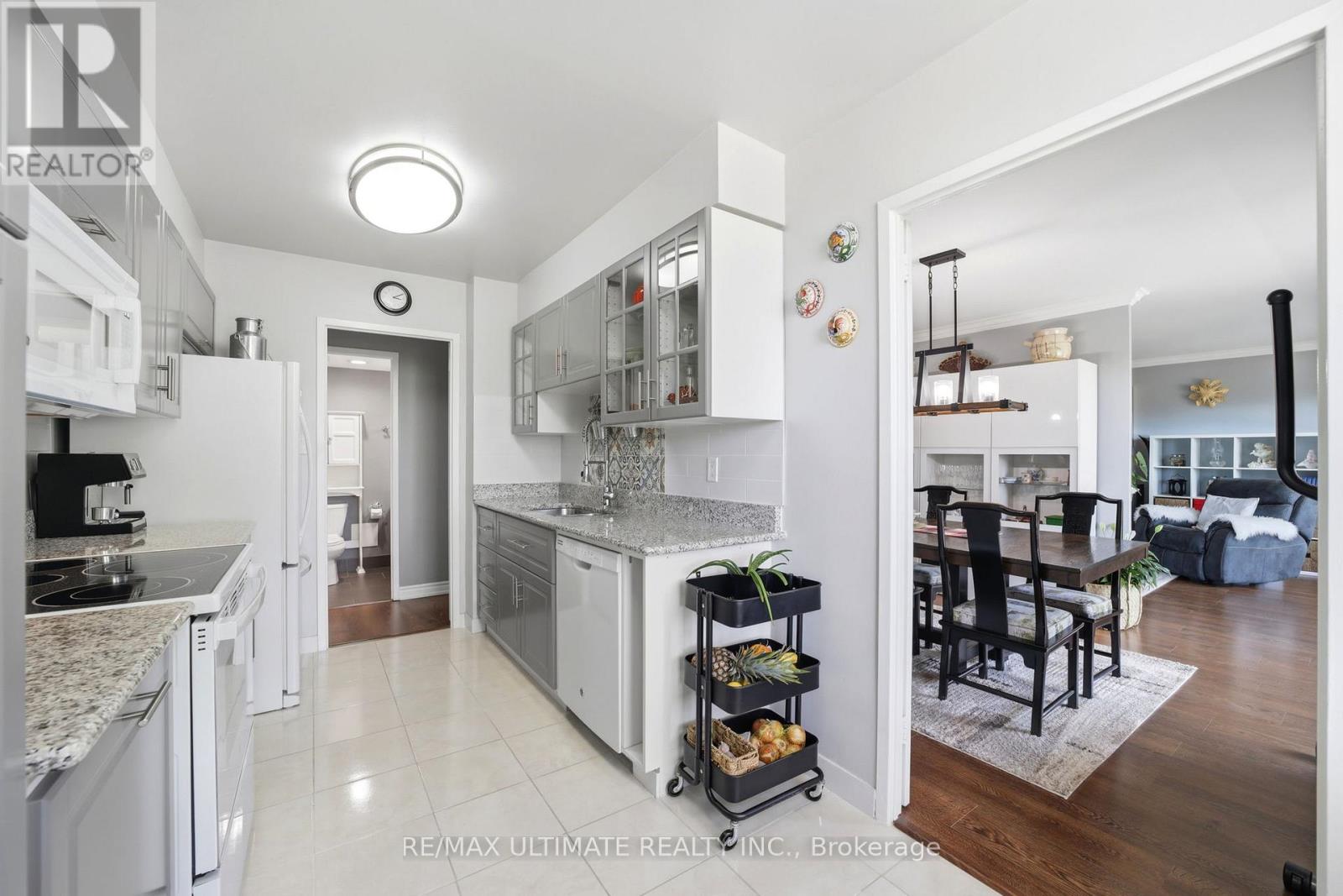 404 - 115 Antibes Drive, Toronto, Ontario  M2R 2Y9 - Photo 3 - C13242862