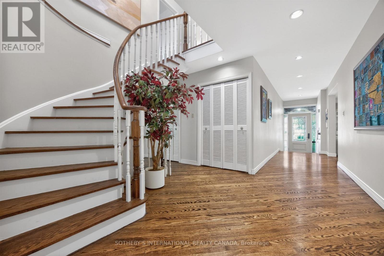 25 Gossamer Avenue, Toronto, Ontario  M2M 2X3 - Photo 14 - C13242864