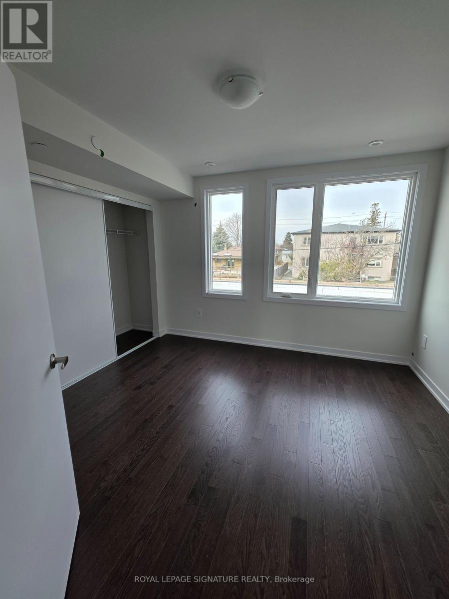 28 Green Gardens Boulevard, Toronto, Ontario  M6A 0E7 - Photo 10 - C13242944