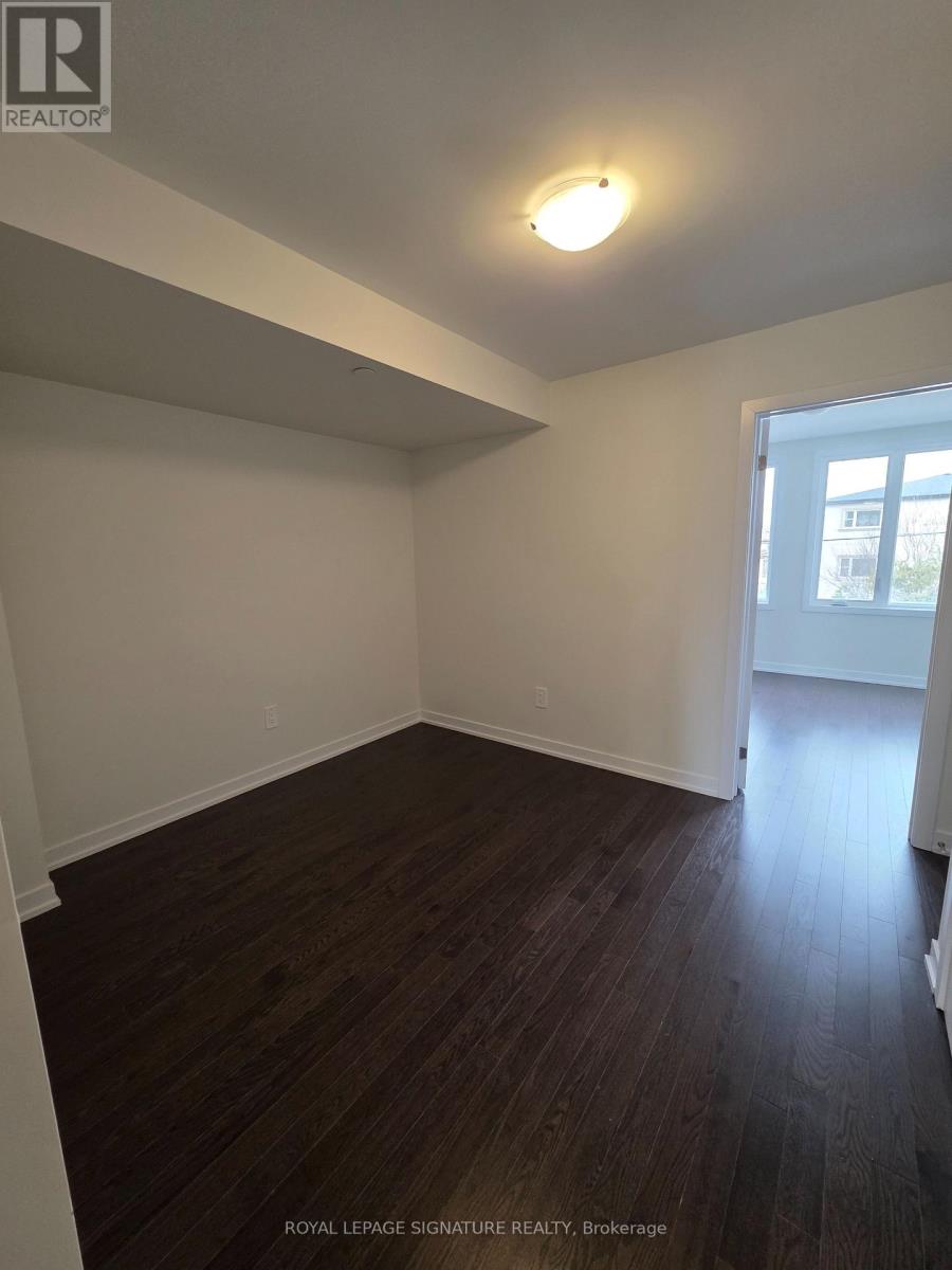 28 Green Gardens Boulevard, Toronto, Ontario  M6A 0E7 - Photo 12 - C13242944