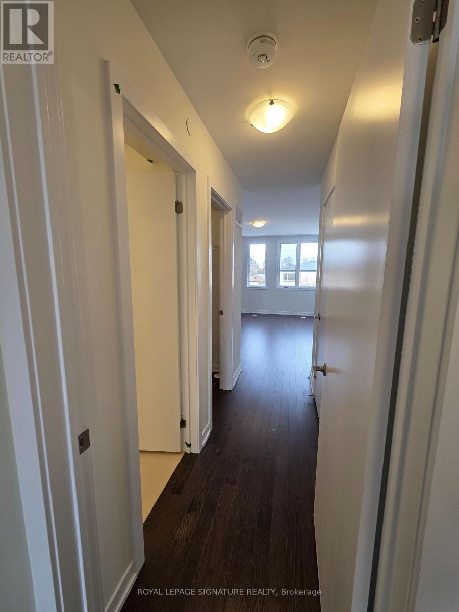 28 Green Gardens Boulevard, Toronto, Ontario  M6A 0E7 - Photo 19 - C13242944
