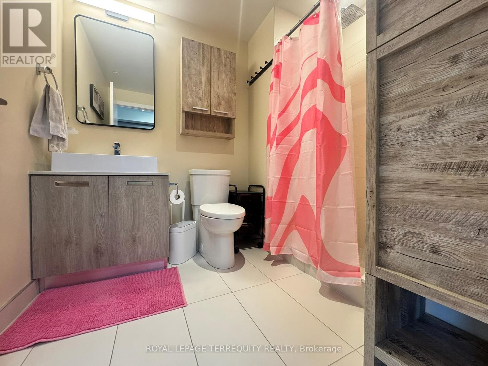 1009 - 2a Church Street, Toronto, Ontario  M5E 0E1 - Photo 14 - C13243024
