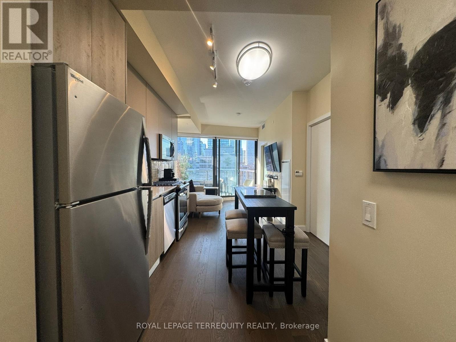1009 - 2a Church Street, Toronto, Ontario  M5E 0E1 - Photo 2 - C13243024
