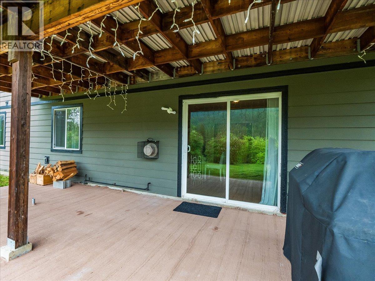 3752 Krestova Cemetery Road, Krestova, British Columbia  V0G 1H2 - Photo 62 - 10386320