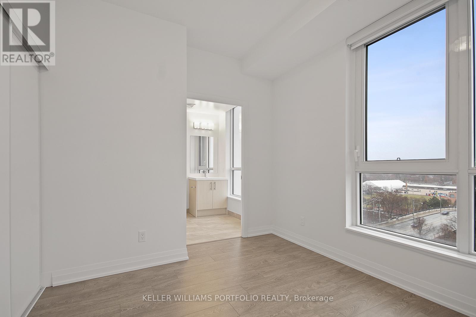 914 - 286 Main Street, Toronto, Ontario  M4C 0B3 - Photo 18 - E13242716