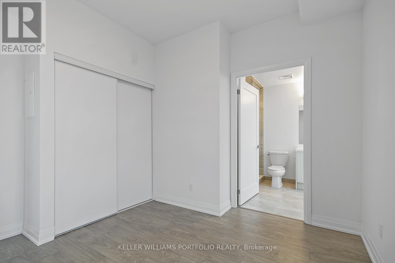914 - 286 Main Street, Toronto, Ontario  M4C 0B3 - Photo 19 - E13242716