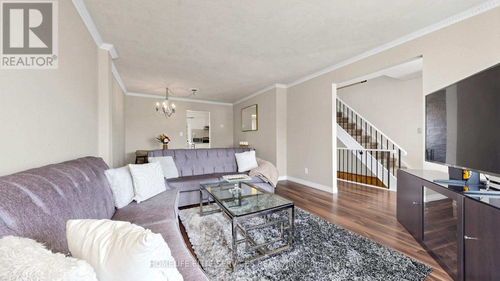 98 Doreen Crescent, Clarington, Ontario  L1C 3W8 - Photo 8 - E13242786