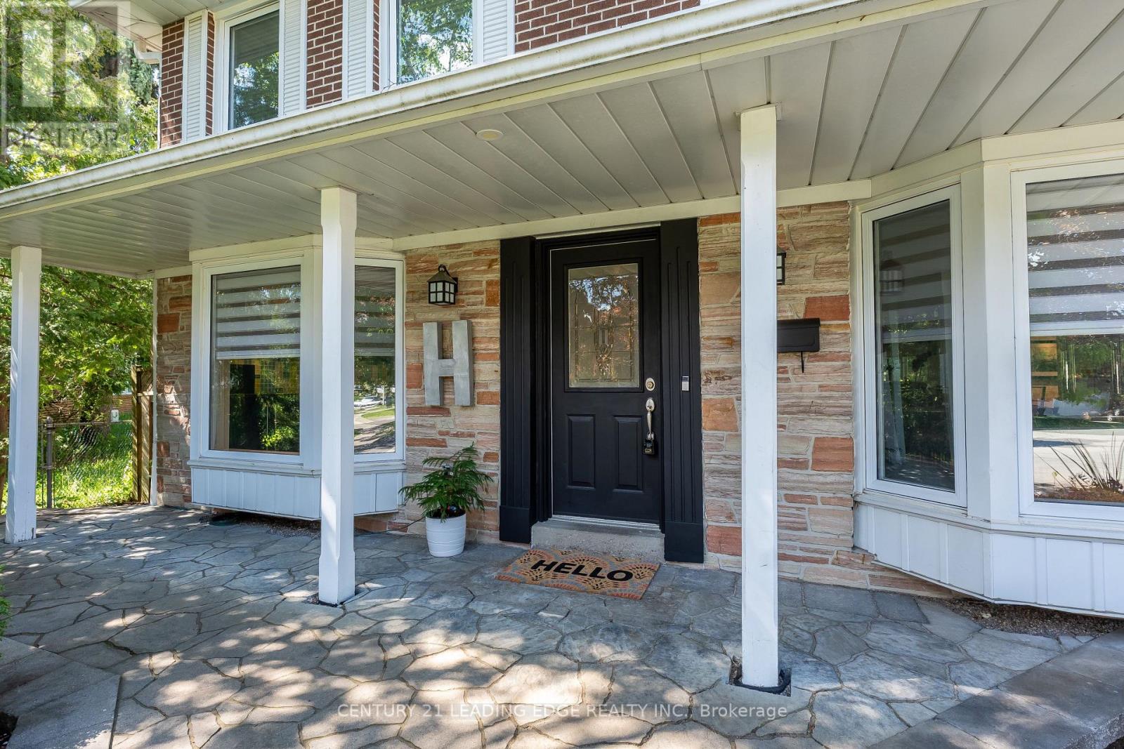 20 Solway Court, Toronto, Ontario  M1W 1S6 - Photo 2 - E13242988