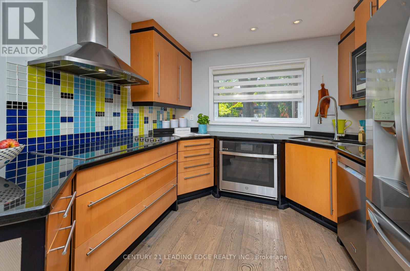 20 Solway Court, Toronto, Ontario  M1W 1S6 - Photo 8 - E13242988