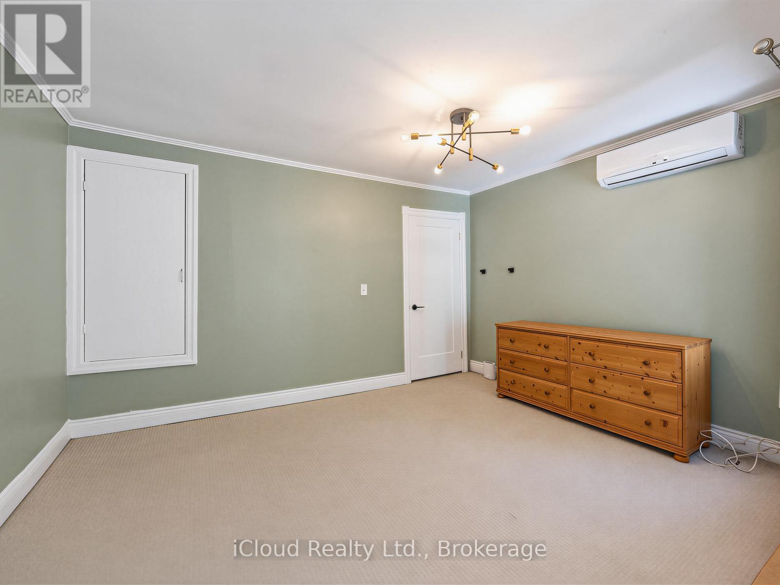 192 Gledhill Avenue, Toronto, Ontario  M4C 5L1 - Photo 17 - E13242996