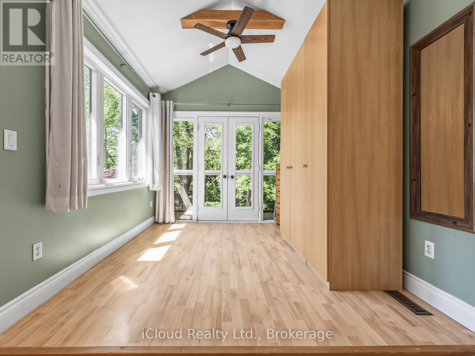192 Gledhill Avenue, Toronto, Ontario  M4C 5L1 - Photo 18 - E13242996