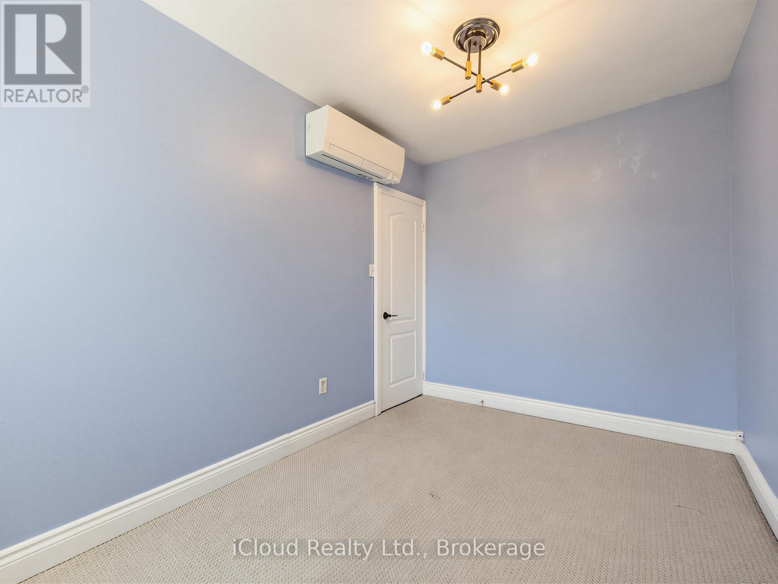 192 Gledhill Avenue, Toronto, Ontario  M4C 5L1 - Photo 19 - E13242996