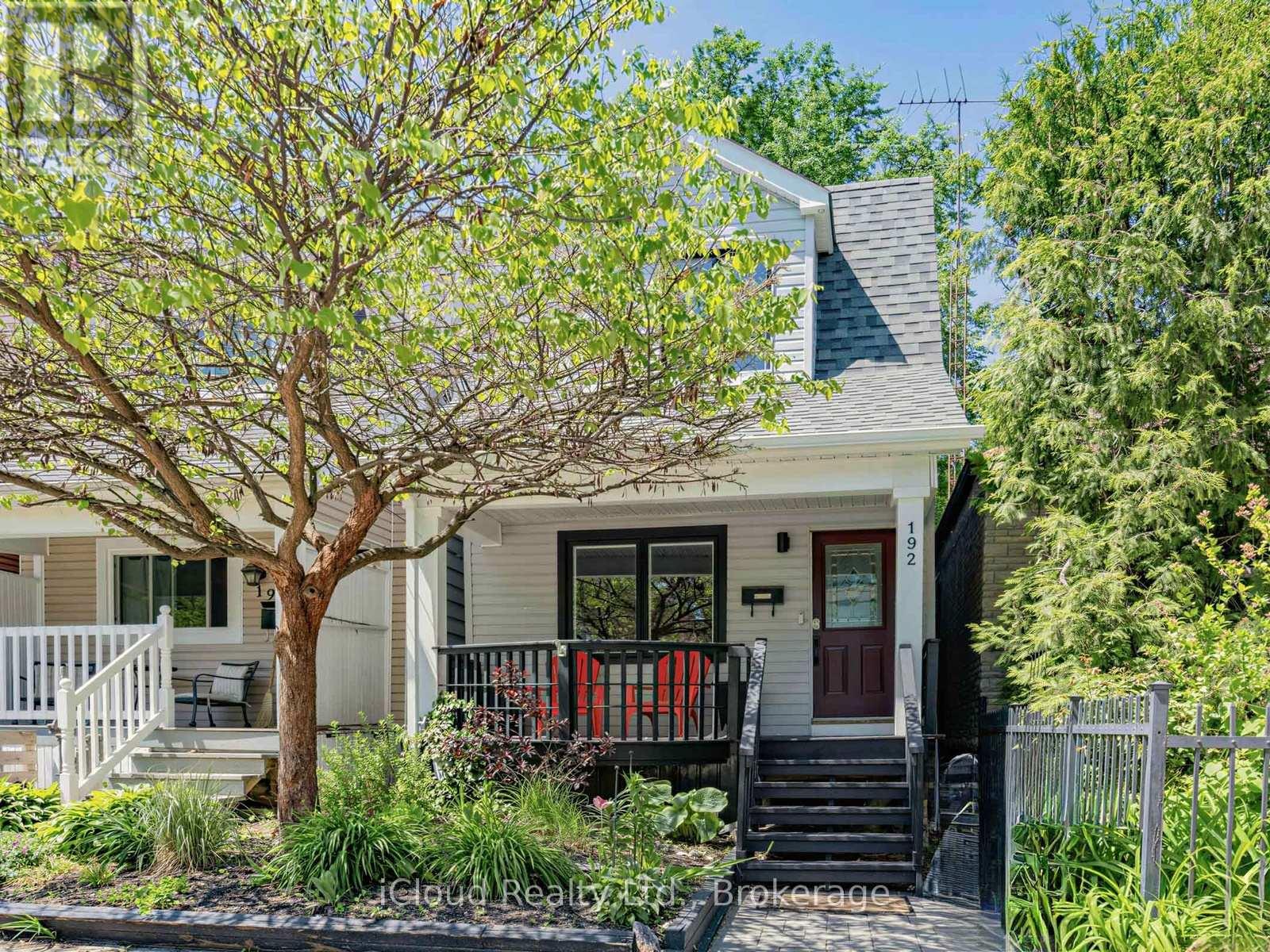 192 Gledhill Avenue, Toronto, Ontario  M4C 5L1 - Photo 2 - E13242996