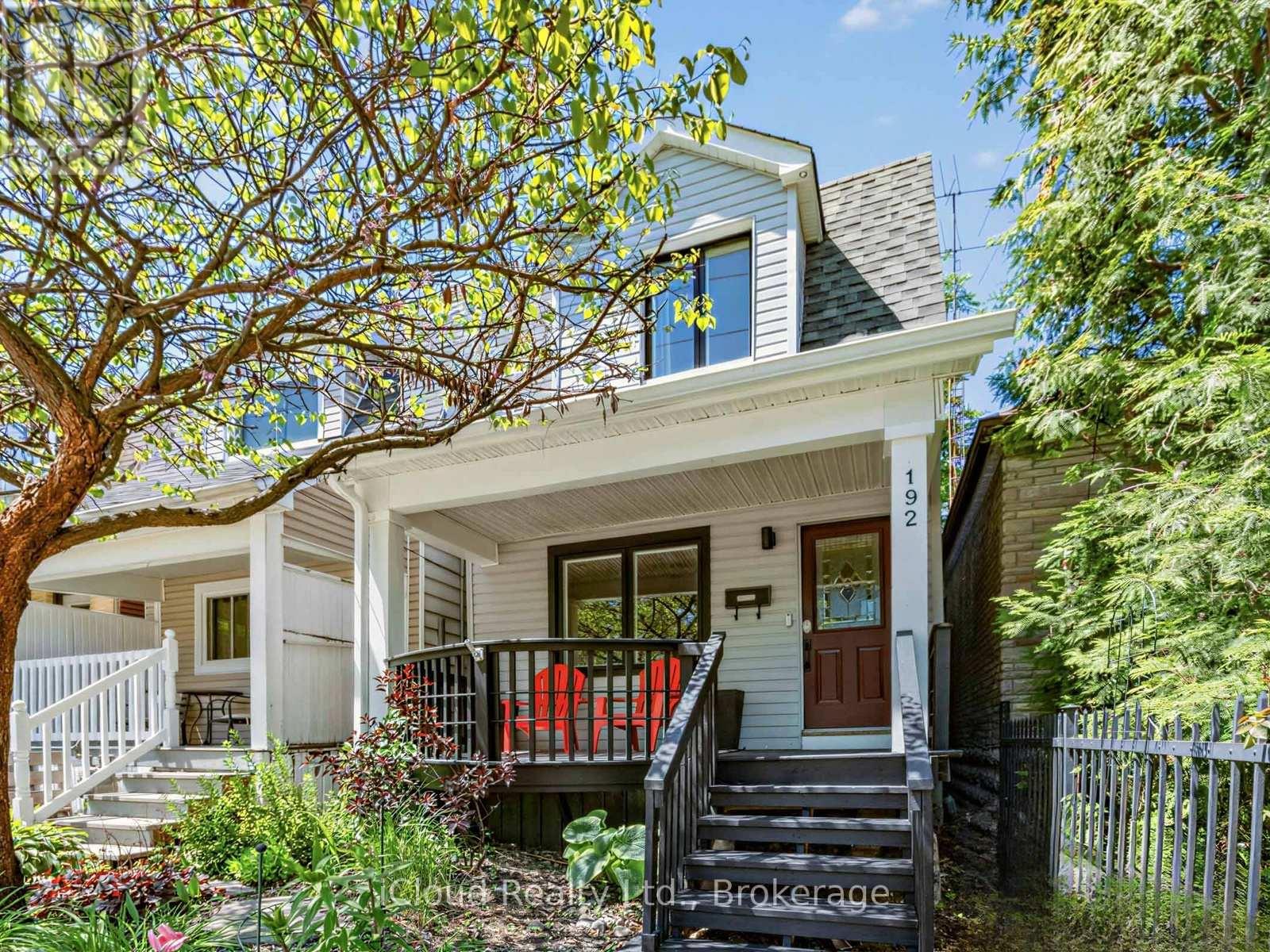 192 Gledhill Avenue, Toronto, Ontario  M4C 5L1 - Photo 3 - E13242996