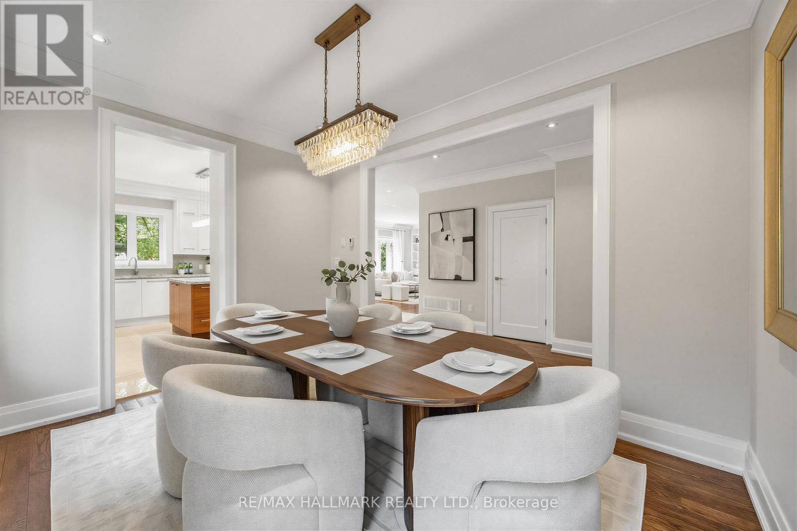 1 Dustan Crescent, Toronto, Ontario  M4J 4G4 - Photo 6 - E13243062