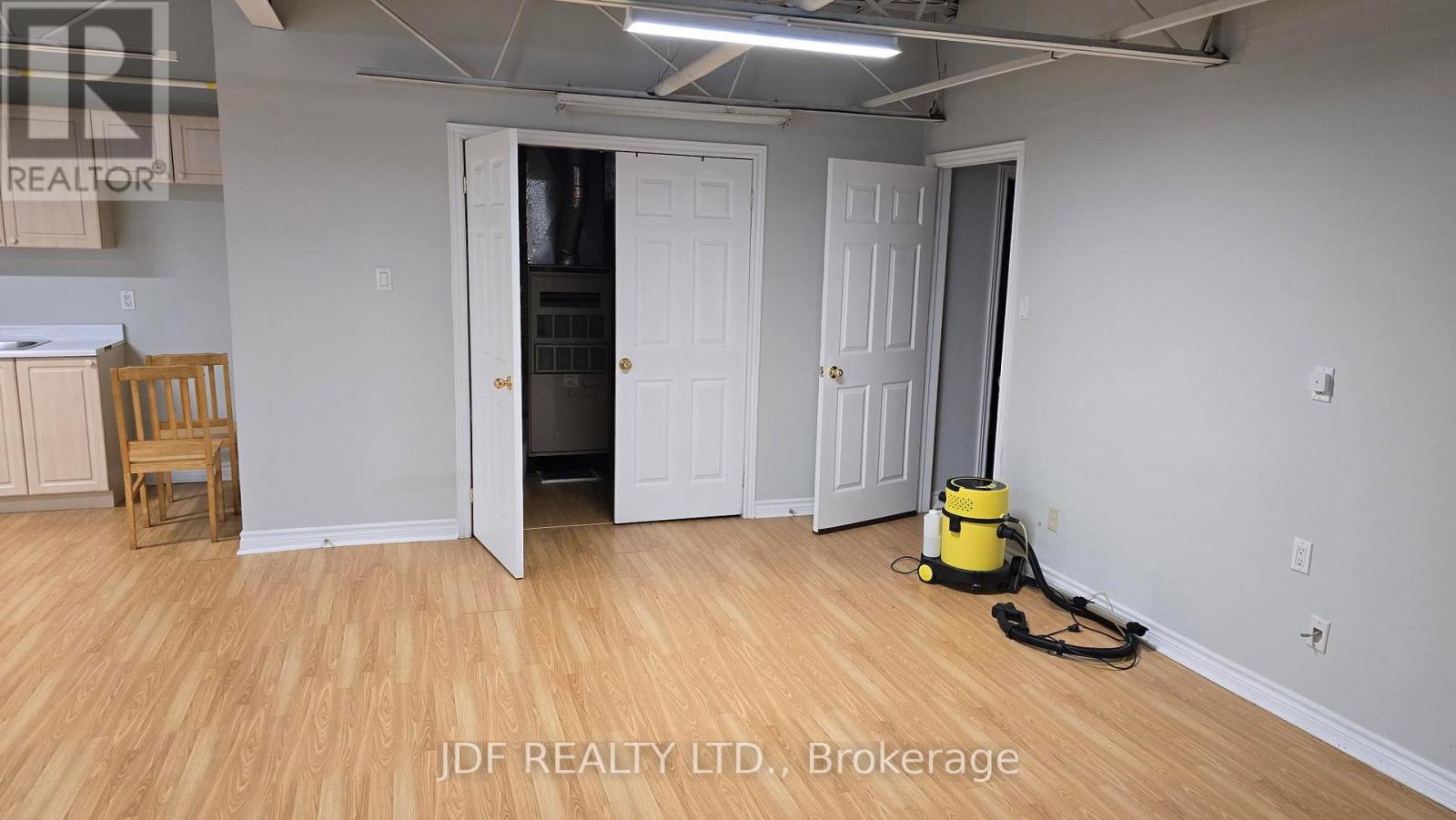 11 - Front - 471 Jevlan Drive, Vaughan, Ontario  L4L 8A1 - Photo 10 - N13242756