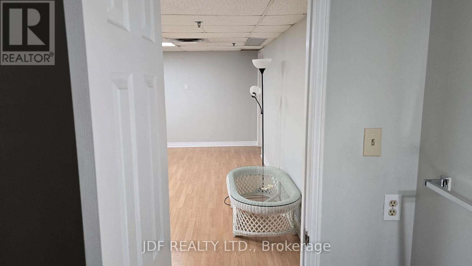 11 - Front - 471 Jevlan Drive, Vaughan, Ontario  L4L 8A1 - Photo 12 - N13242756