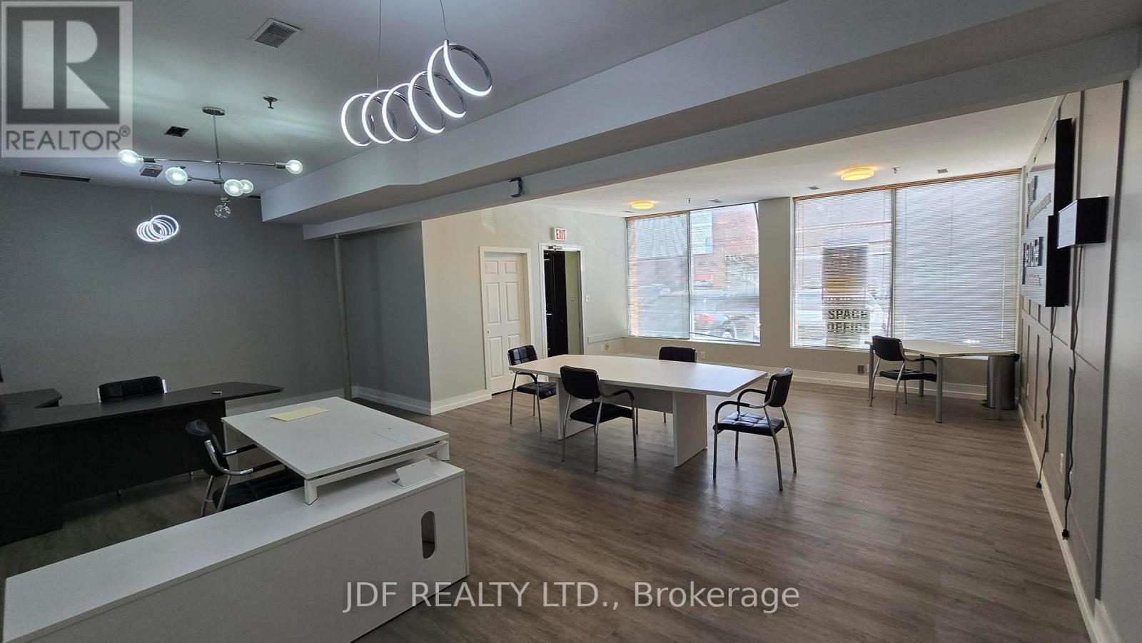 11 - Front - 471 Jevlan Drive, Vaughan, Ontario  L4L 8A1 - Photo 6 - N13242756