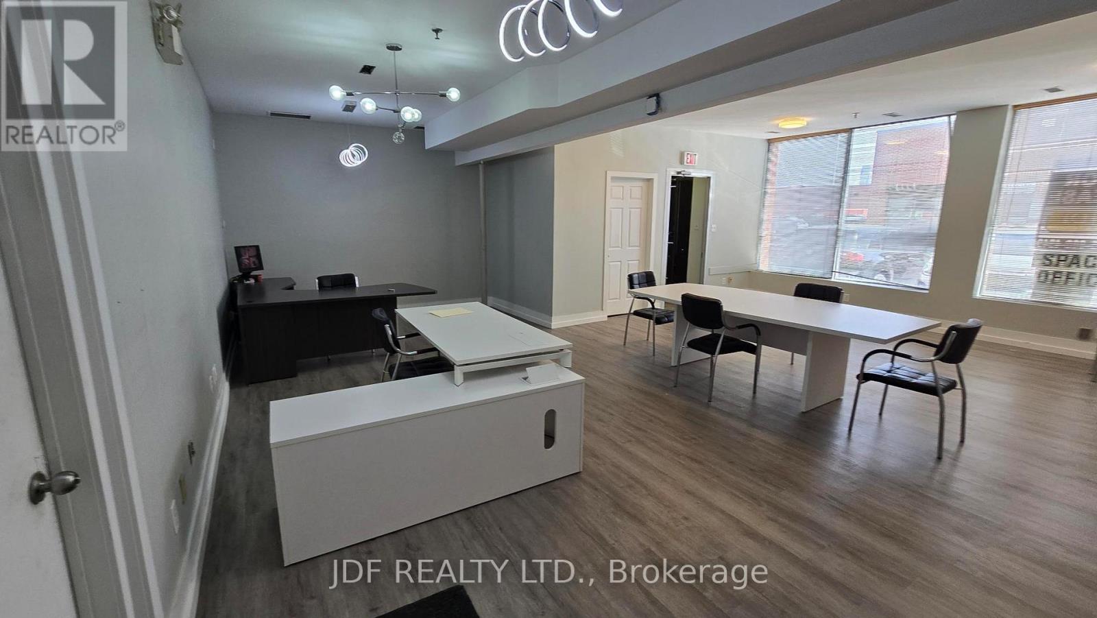 11 - Front - 471 Jevlan Drive, Vaughan, Ontario  L4L 8A1 - Photo 7 - N13242756