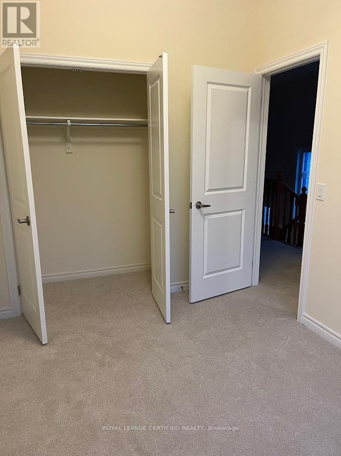 Upper - 37 Puisaya Drive, Richmond Hill, Ontario  L4E 1L2 - Photo 6 - N13242854