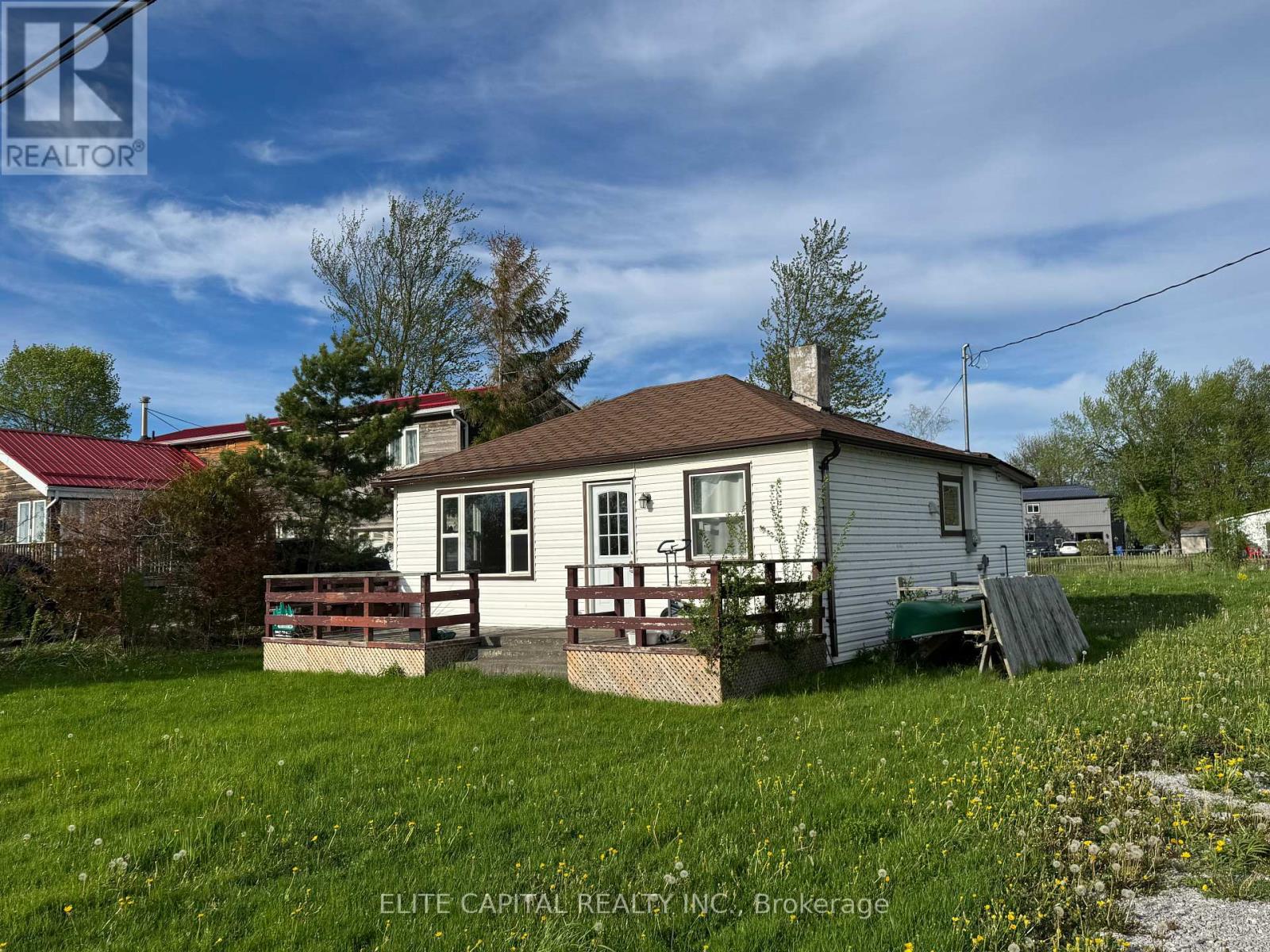 9 Lambrook Drive, Georgina, Ontario  L0E 1N0 - Photo 2 - N13243028