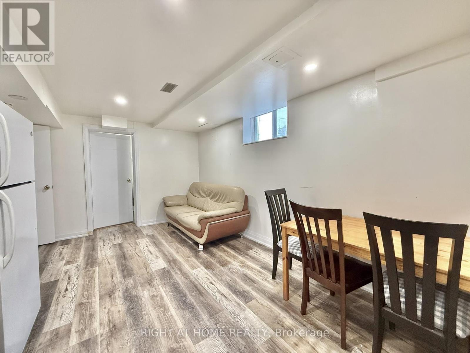 Bsmt - 116 Cherrywood Drive, Newmarket, Ontario  L3Y 2X7 - Photo 6 - N13243072