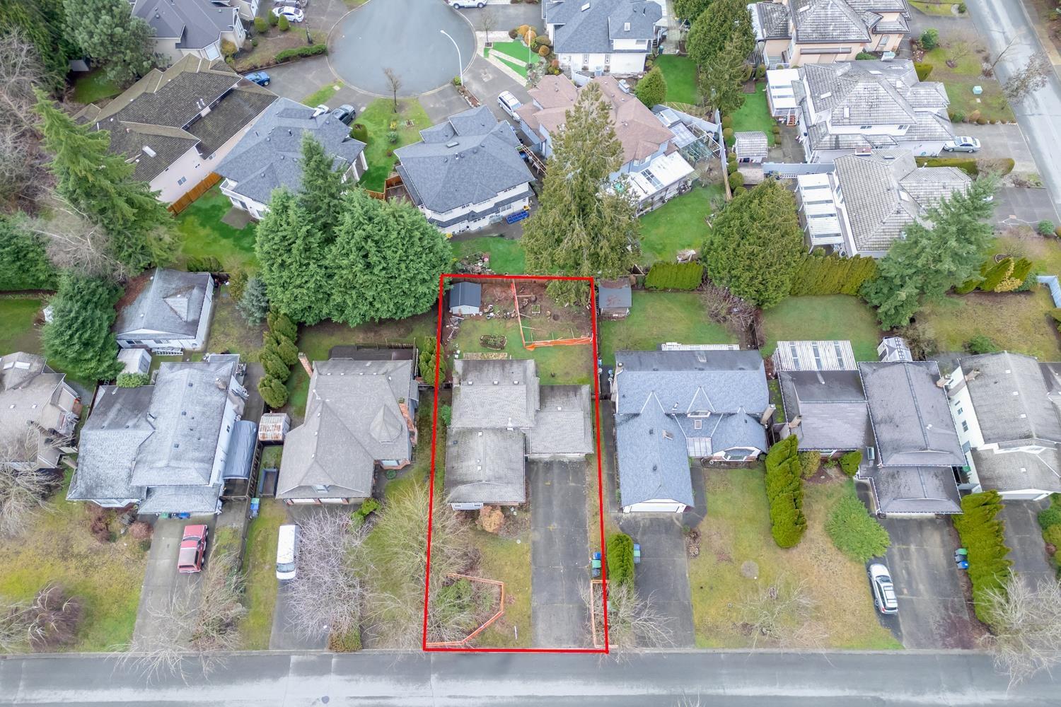 15759 101 Avenue, Surrey, British Columbia  V4N 2S5 - Photo 2 - R3132341