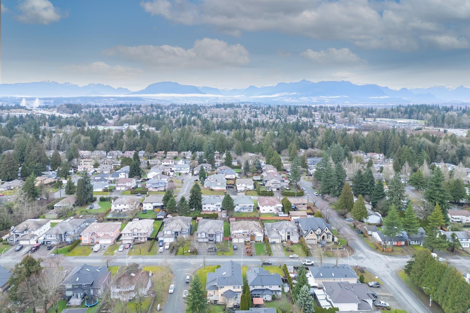 15759 101 Avenue, Surrey, British Columbia  V4N 2S5 - Photo 3 - R3132341
