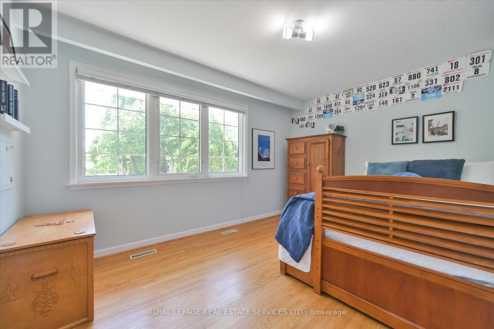 49 Pettit Drive, Toronto, Ontario  M9R 2W6 - Photo 28 - W13242732