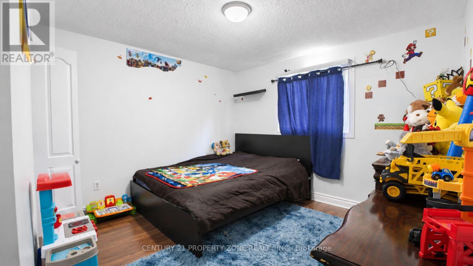 7652 Roselle Crescent, Mississauga, Ontario  L4T 3N2 - Photo 11 - W13242760