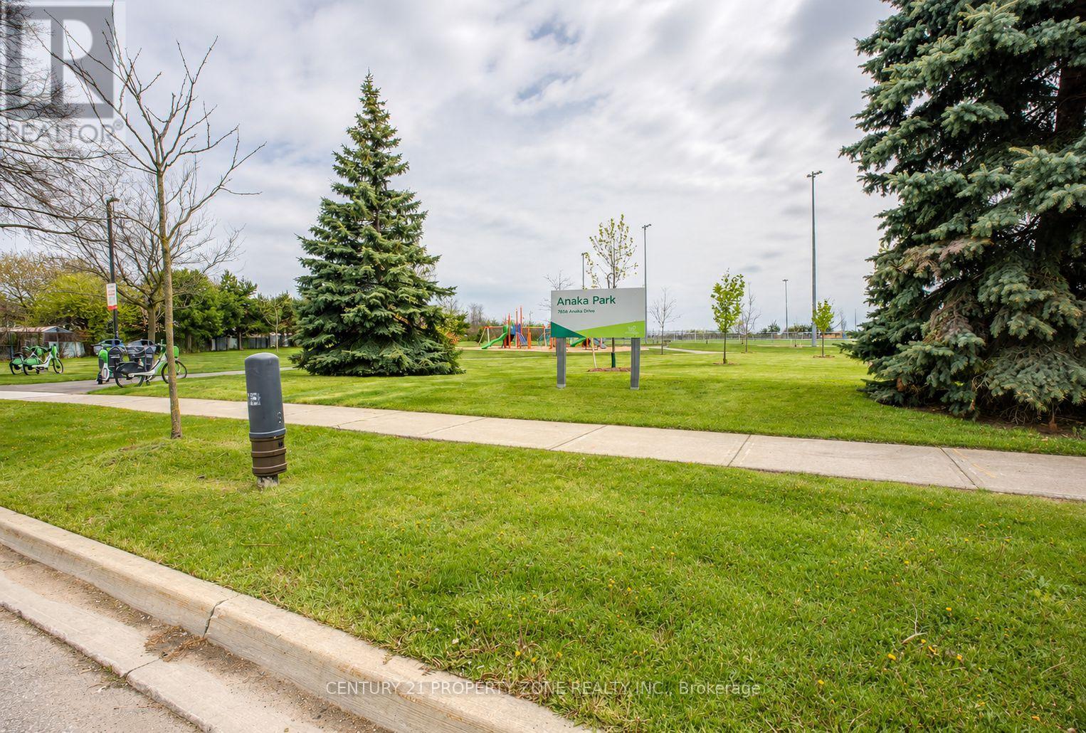 7652 Roselle Crescent, Mississauga, Ontario  L4T 3N2 - Photo 26 - W13242760
